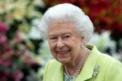 The Queen is looking for a gardener to mow the lawns at Windsor Castle – and you’ll get paid £20k