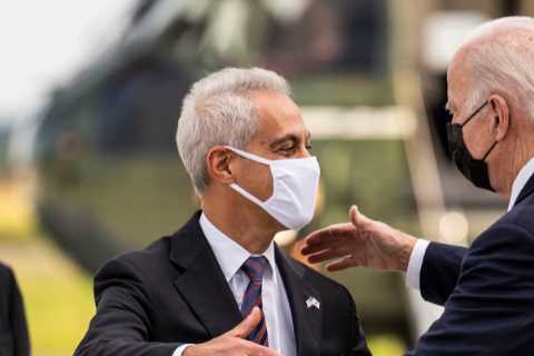 Biden Arrives in Tokyo Seeking to Shore Up Support for Economic Plan