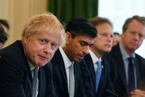 Nurses, teachers and firemen will not get big pay rises this year, Downing Street warns