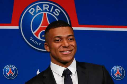 Kylian Mbappe reveals he held talks with Liverpool over blockbuster transfer before staying put at..