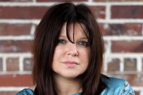 Amy Duggar breaks down in tears &amp; begs judge to give ‘MONSTER’ cousin Josh ‘harshest sentence’..