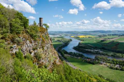 Premier Inn Jubilee bank holiday sale – rooms from £22pp plus 20% off meals &amp; kids eat free