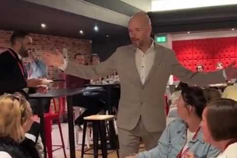 Erik ten Hag begins Man Utd overhaul with huge internal review ‘like army leader getting his troops ..