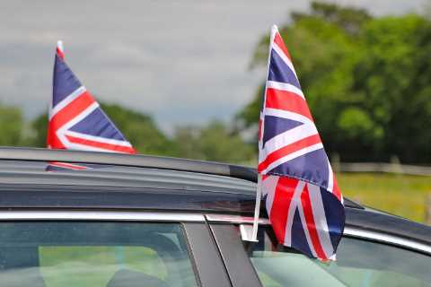 Drivers warned they could be fined £2,500 for celebrating the Queen’s JUBILEE… make sure you don’t..