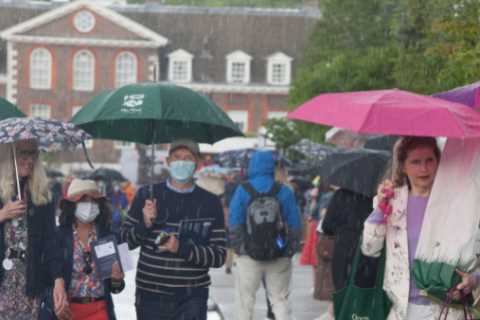 UK weather forecast – Platinum Jubilee weekend set to be chilly WASHOUT as ‘loose cannon’ system..