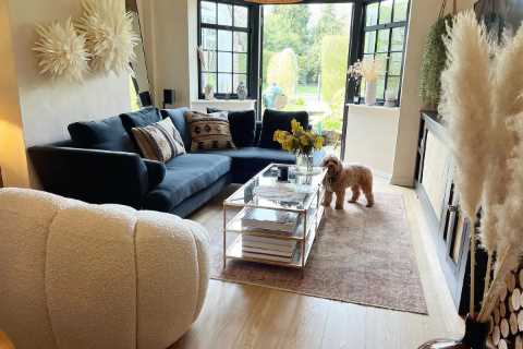 Inside Kelly Brook’s £3m North London home as she shows off lavish living room and huge garden