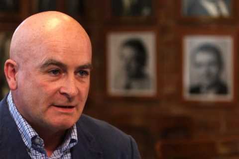 Union chief defends colleague for backing evil Vladimir Putin