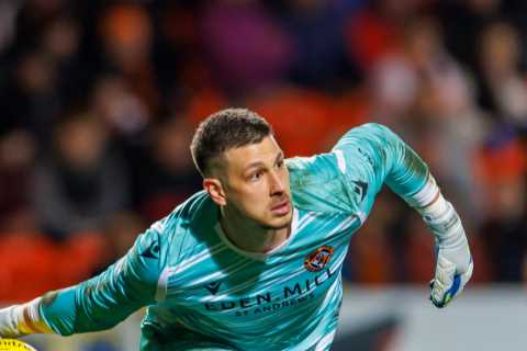 Preston in talks with Dundee United’s Swiss keeper Benji Siegrist over free transfer as contract..