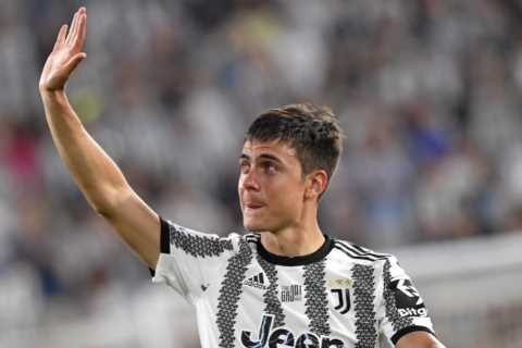 Jose Mourinho looking to beat old club Man Utd to Paulo Dybala transfer as Roma target free deal..