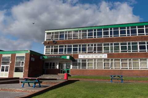 Covid catch-up tutoring ‘revolution’ fails after fraction of of pupils take part in government..