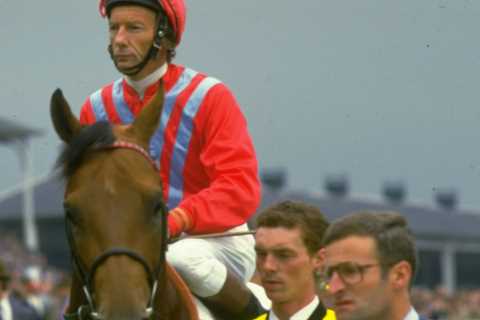 How Lester Piggott was Queen’s favourite jockey who won Derby 9 times – but was also troubled loner ..