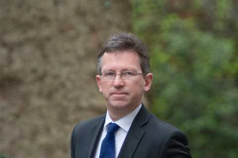 Two more Tory MPs confirm they’ve submitted letters calling for Boris Johnson to resign