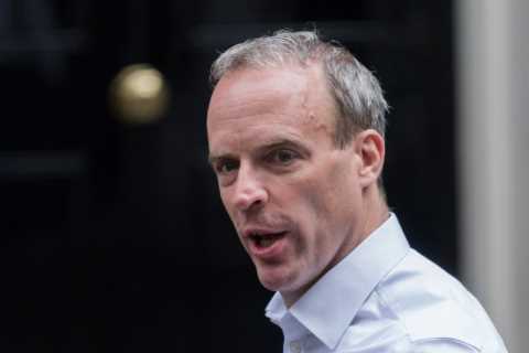 Lags should get Union Jacks and cupcakes to mark Queen’s Platinum Jubilee, says Dominic Raab