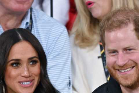 Royals have been ‘burnt’ by Harry &amp; Meghan and fear they will use what they hear to their..