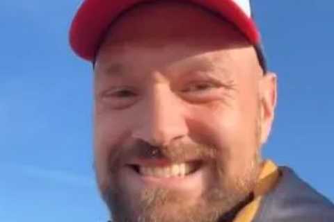 Tyson Fury ‘butchers’ two training sessions before going on run with dad John as Brit keeps fit..