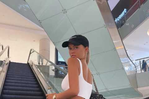 Molly-Mae Hague looks incredible in white crop top and bum hugging combat trousers as she ‘gets..