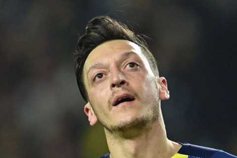 ‘End of the Ozil era’ – Mesut Ozil told he will never play for Fenerbahce again by new boss despite ..