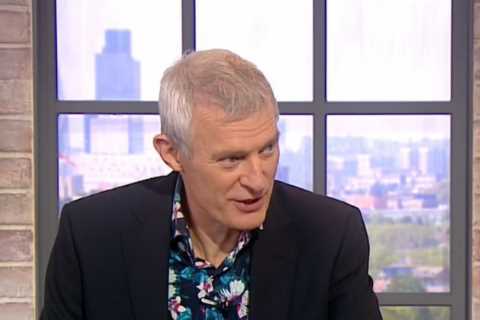 Jeremy Vine defends Amanda Owen after Our Yorkshire Farm star hit with warning from social services
