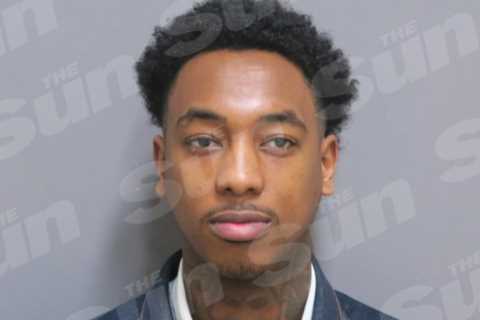 Teen Mom Kiaya Elliott’s baby daddy X’zayveon Gambrell smiles in new mugshot as he’s released from..