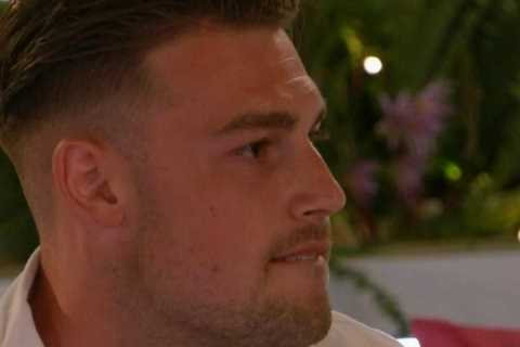 Love Island fans spot ‘obvious sign’ Andrew is lying about apology for Tasha snub – did you see it?