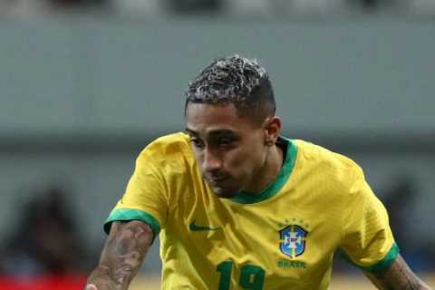 Arsenal looking to make Raphinha transfer move as Mikel Arteta looks to add Leeds winger to attack..