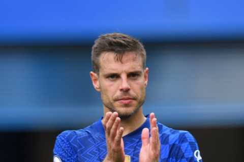 Chelsea star Cesar Azpilicueta set to hold talks over his transfer future next week with Barcelona..
