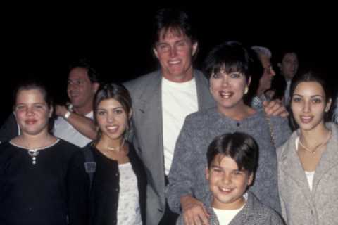 Kardashian fans think Kim, Khloe, Kourtney &amp; Kris look ‘TOTALLY DIFFERENT’ in unrecognizable..