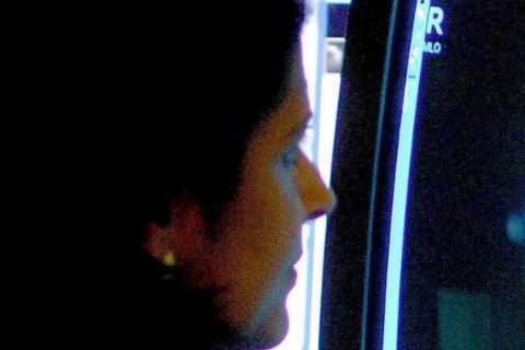 Thousands of women with breast cancer could benefit from new NHS-approved pill