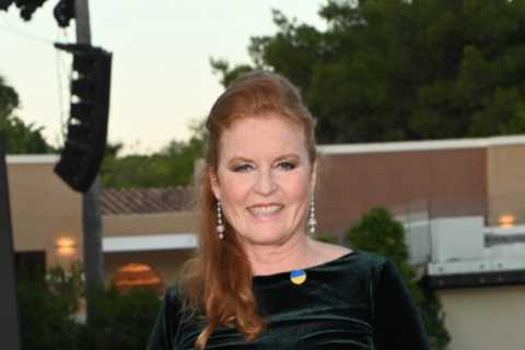 Sarah Ferguson says she stands ‘firmly’ by her ‘good, kind’ ex-husband Prince Andrew &amp; says she ..