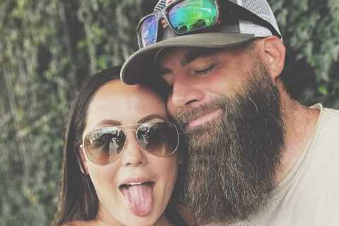 Teen Mom Jenelle Evans’ husband David Eason slammed for his ‘disgusting’ method for cooking sausages