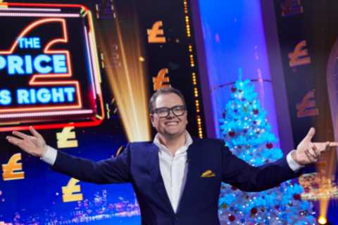 What is Alan Carr’s Epic Gameshow and who is taking part?
