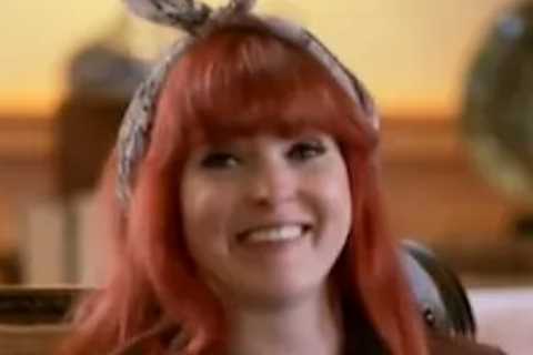 Antiques Road Trip’s Izzie Balmer gobsmacked by ‘risky’ pendant’s profit
