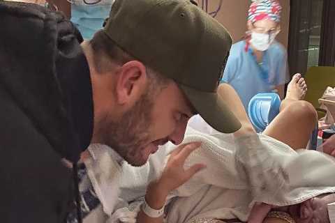 Kylie Jenner’s nemesis Tammy Hembrow gives birth to third child and shares unedited photos from..