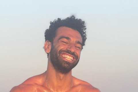‘What a beast’ – Liverpool star Mo Salah leaves team-mates stunned as he shows off ripped body on..