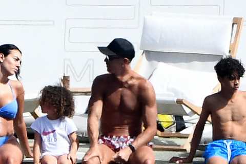 Cristiano Ronaldo and Georgina Rodriguez relax on £5.5m yacht in Majorca as Man Utd star soaks up..