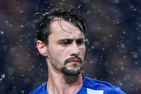 Arsenal transfer for Fabio Vieira confirmed as Porto announce £35m sale of midfielder as Mikel..