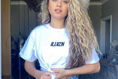 Who is singer Antigoni Buxton?