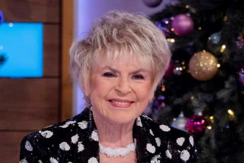 Gloria Hunniford rushed to hospital after horrific fall that broke her eye socket as she returns to ..