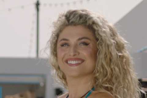 Love Island shock twist as TWO new bombshells arrive in the villa tonight – and threaten TWO couples