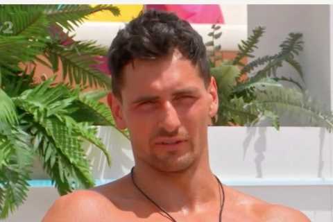 Love Island fans spot real shocking reason Jay is suddenly less keen on Ekin-Su
