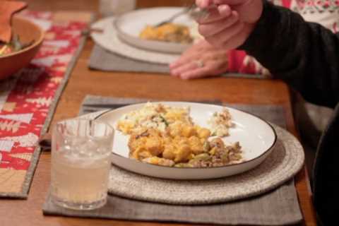Little People fans SLAM Amy Roloff and husband Chris Marek for ‘disgusting’ casserole dinner in..