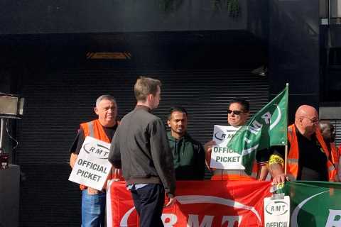 Ministers urged to crack down on time taxpayer-funded public sector workers spend on trade union..