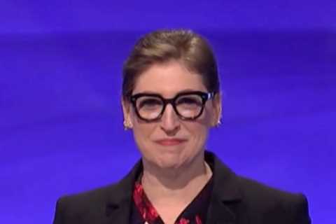 Jeopardy! fans reveal how Mayim Bialik ‘slows down the game’ as viewers think Ken Jennings will be..