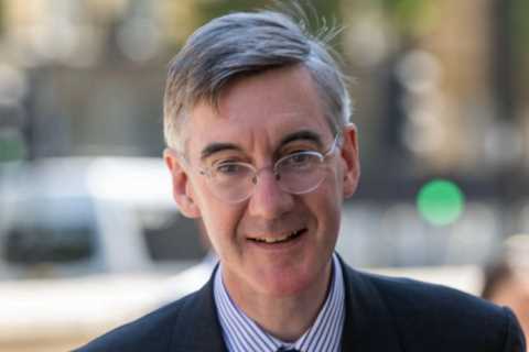 Cutting taxes could bring inflation DOWN and help solve cost of living crisis, Cabinet Minister says
