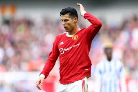 Cristiano Ronaldo wants to see Man Utd ‘ambitious’ in transfer market as agent Jorge Mendes ‘holds..