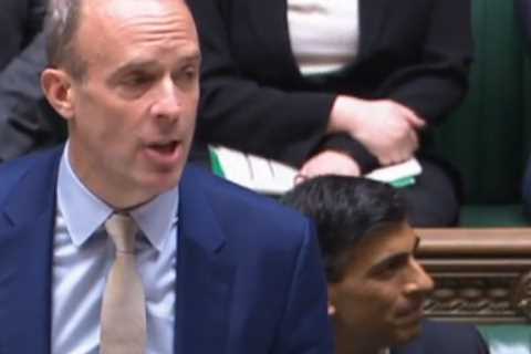 Dame Deborah James hailed an ‘inspiration’ in heartfelt tribute during emotional PMQs opening
