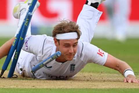 Stuart Broad is hit for world record 35 runs by Indian tailender Jasprit Bumrah in most expensive..