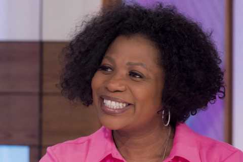 Loose Women star rushed to hospital after fracturing leg