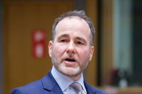 MP Chris Pincher ‘seeking professional medical support’ after he was suspended by Tories over..