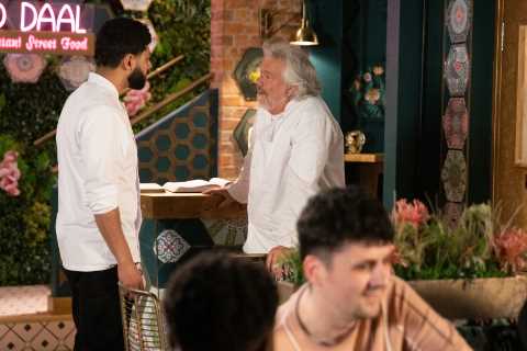 Coronation Street spoilers: Stu Carpenter risks everything by getting drunk at work in Speed Daal